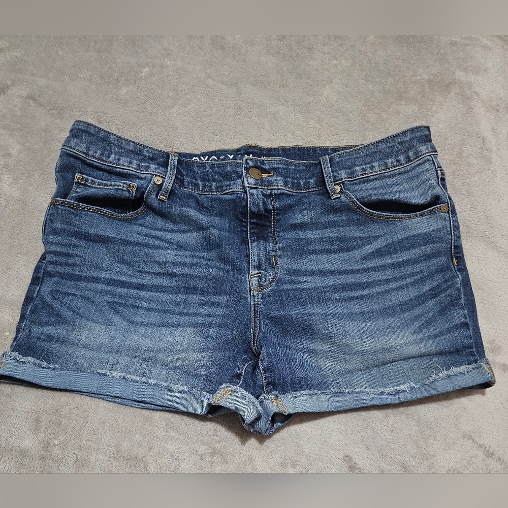 Ava & Viv Women's Classic Blue Jean Shorts 16W